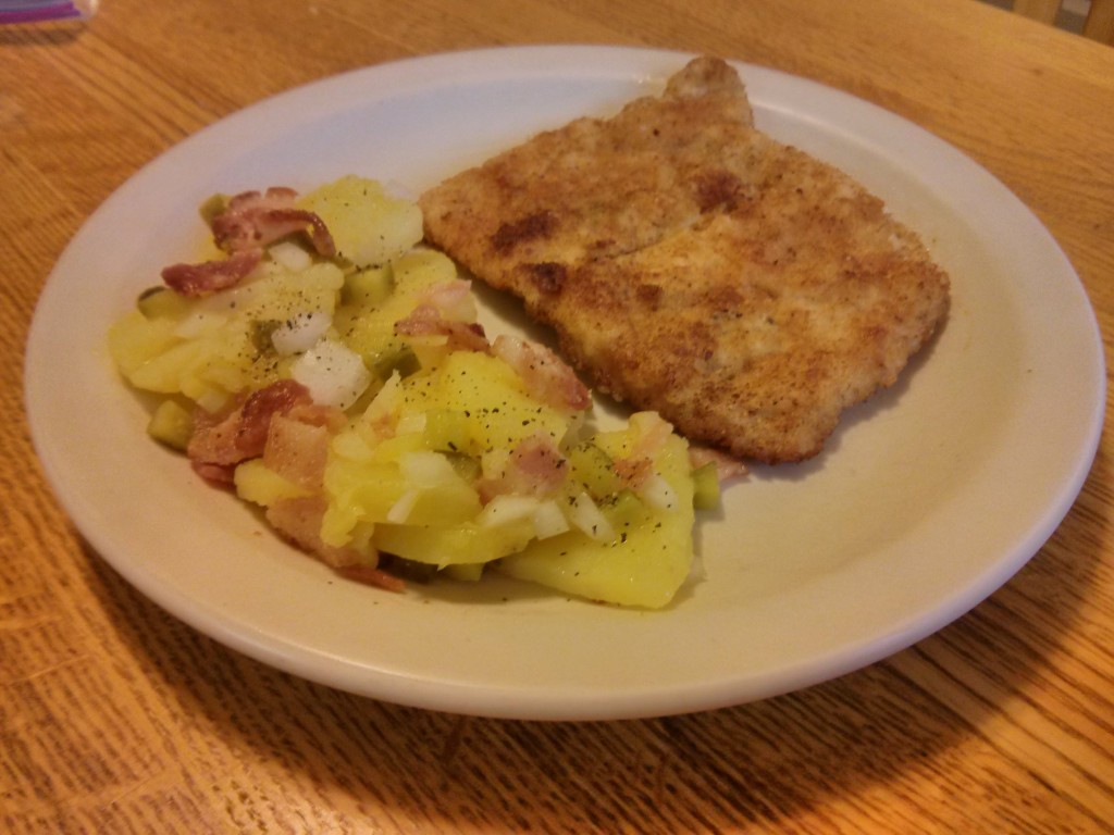 Bayrischer Kartoffelsalat mit Schnitzel Sitka